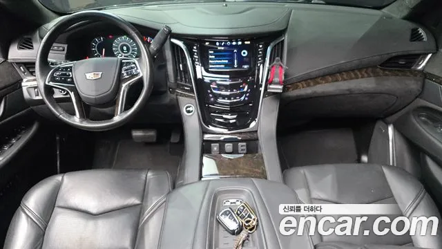 Cadillac Escalade — интерьер