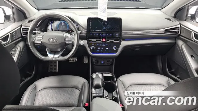 Hyundai Ioniq — интерьер