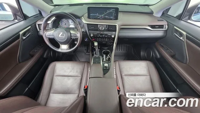 Lexus RX — интерьер