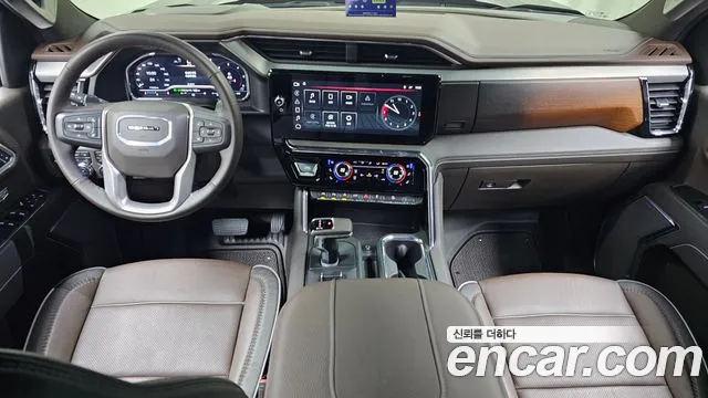 GMC Sierra — интерьер