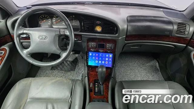 Hyundai Grandeur — интерьер