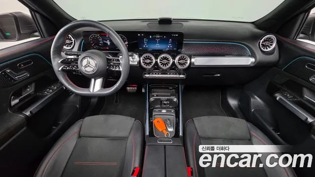 Mercedes-Benz GLB-класс — интерьер