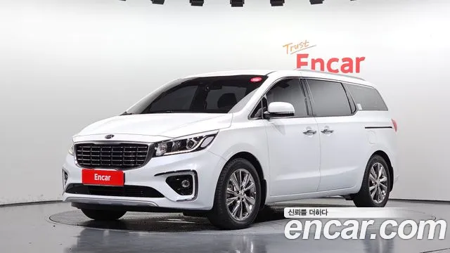 Kia Carnival — экстерьер
