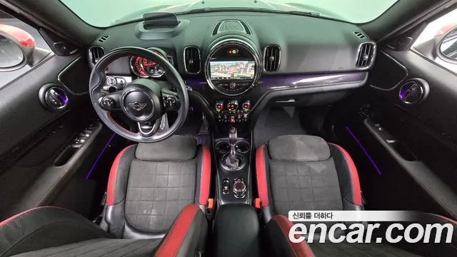 MINI Countryman — интерьер