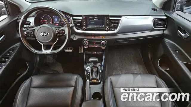 Kia Stonic — интерьер