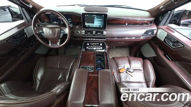 Lincoln Navigator — интерьер