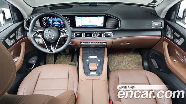 Mercedes-Benz GLE-класс — интерьер