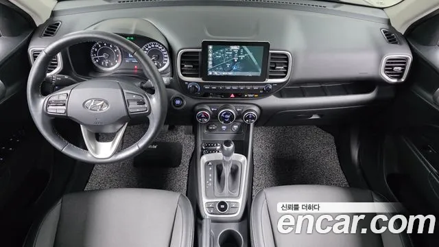 Hyundai Venue — интерьер