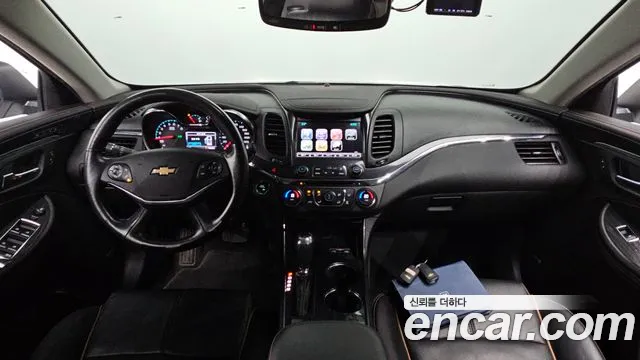 Chevrolet Korea Impala — интерьер