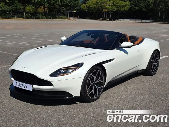 Aston Martin DB11 — экстерьер
