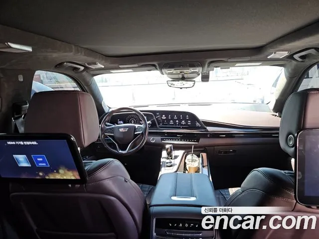 Cadillac Escalade — интерьер