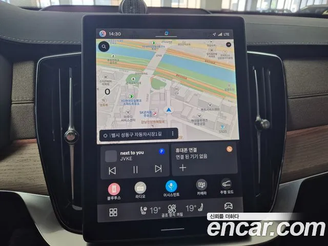 Volvo XC90 — интерьер