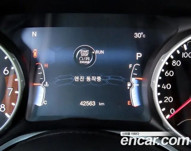 Jeep Compass — интерьер
