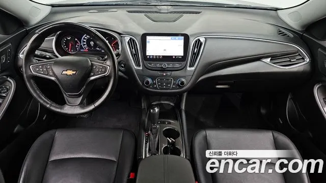 Chevrolet Korea Malibu — интерьер
