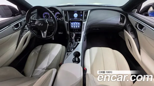 Infiniti Q60 — интерьер