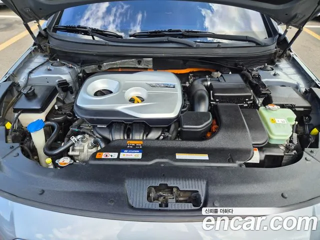 Hyundai Sonata — интерьер