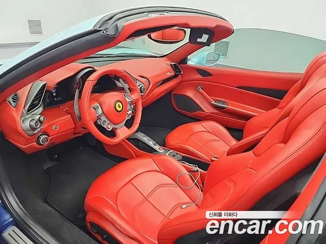 Ferrari 488 — интерьер