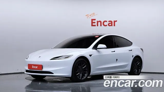 Tesla Model 3 — экстерьер