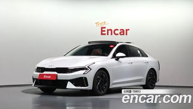 Kia K5 — экстерьер