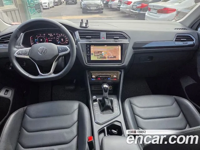Volkswagen Tiguan — интерьер