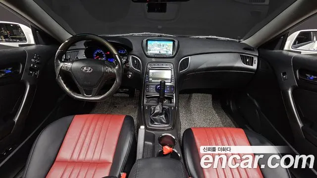 Hyundai Genesis — интерьер