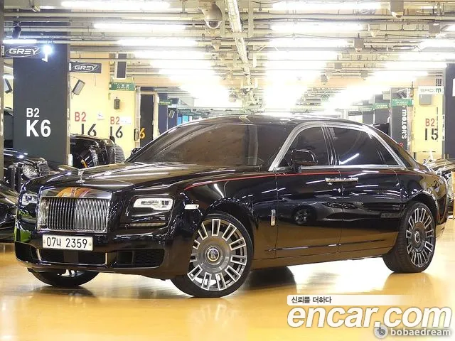 Rolls-Royce Ghost — экстерьер