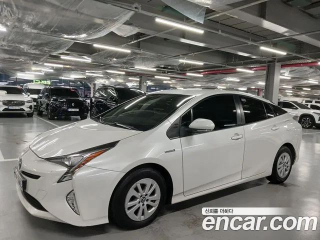 Toyota Prius — экстерьер