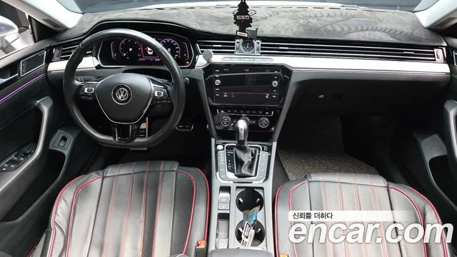 Volkswagen Arteon — интерьер