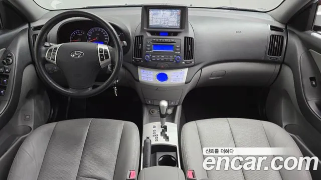Hyundai Elantra — интерьер