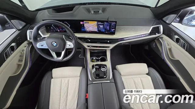 BMW X7 — интерьер