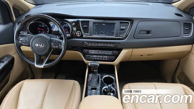 Kia Carnival — интерьер