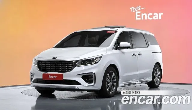 Kia Carnival — экстерьер