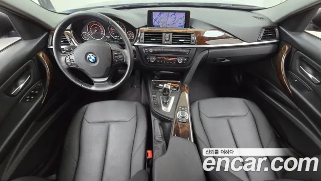 BMW 3 серия — интерьер