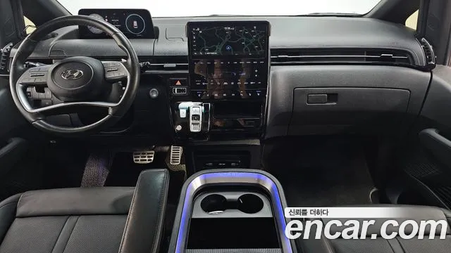 Hyundai Staria — интерьер
