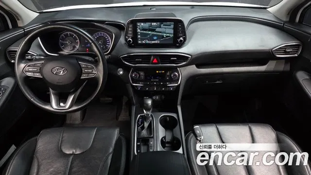 Hyundai Santa Fe — интерьер