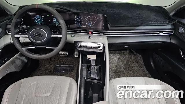 Hyundai Elantra — интерьер