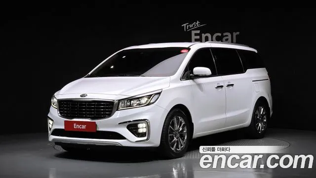 Kia Carnival — экстерьер