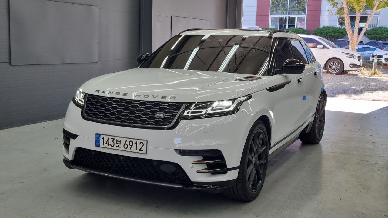 Land Rover Range Rover Velar