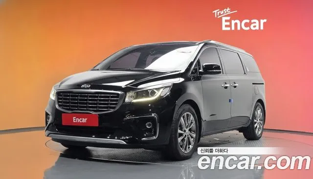 Kia Carnival — экстерьер