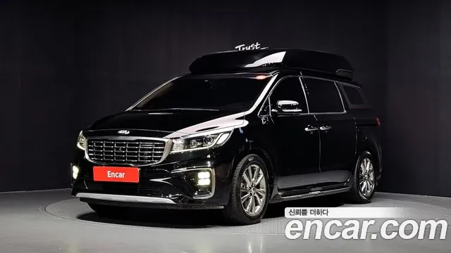 Kia Carnival — экстерьер