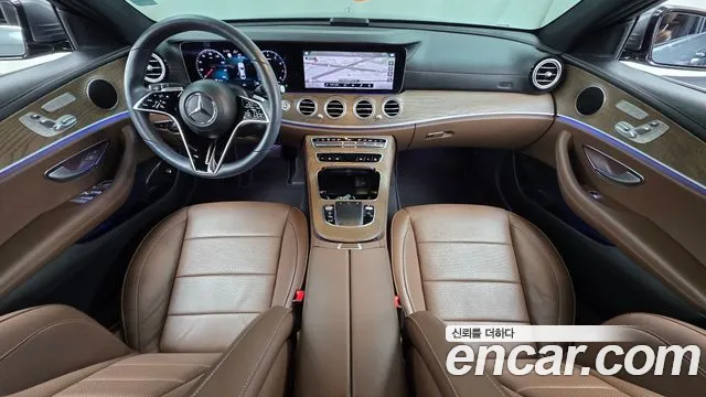 Mercedes-Benz E-класс — интерьер