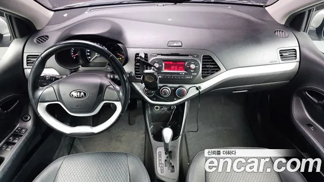 Kia Morning — интерьер