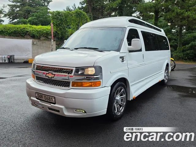 Chevrolet Express Van
