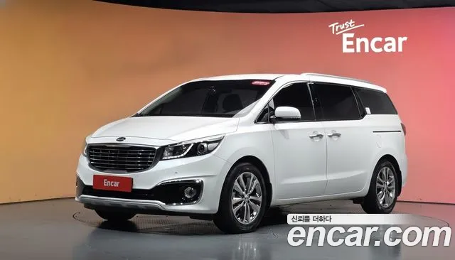 Kia Carnival — экстерьер