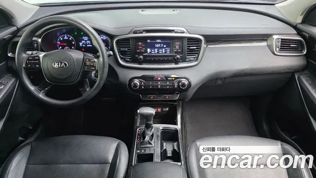 Kia Sorento — интерьер