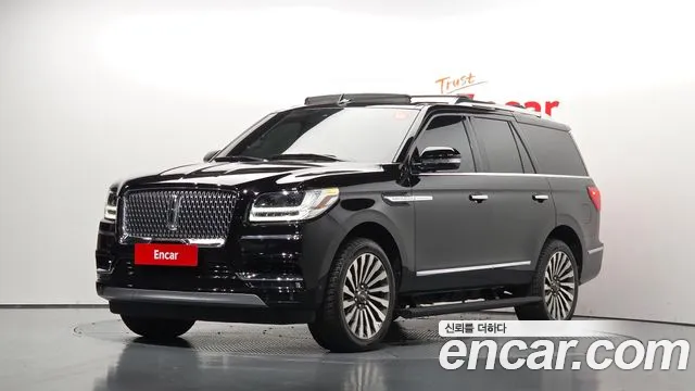 Lincoln Navigator