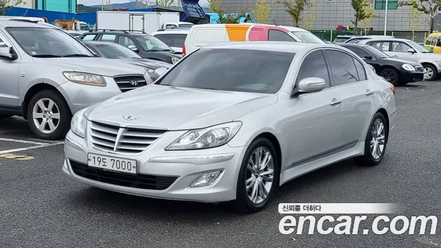 Hyundai Genesis