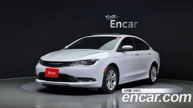 Chrysler 200