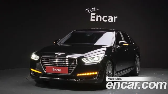Genesis EQ900