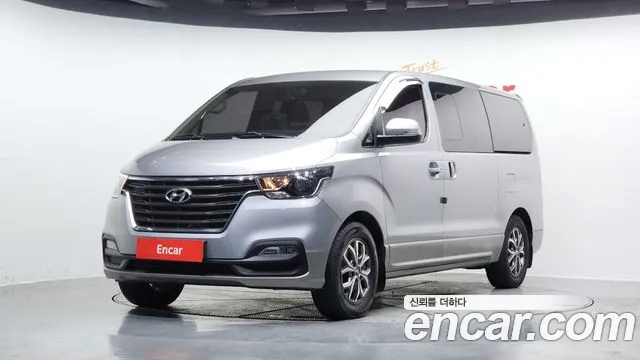 Hyundai Starex
